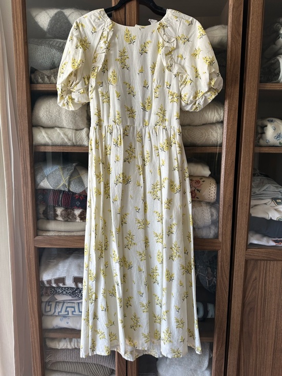 H&M Dresses & Skirts - H&M Cream Maxi Dress with Yellow Floral Print